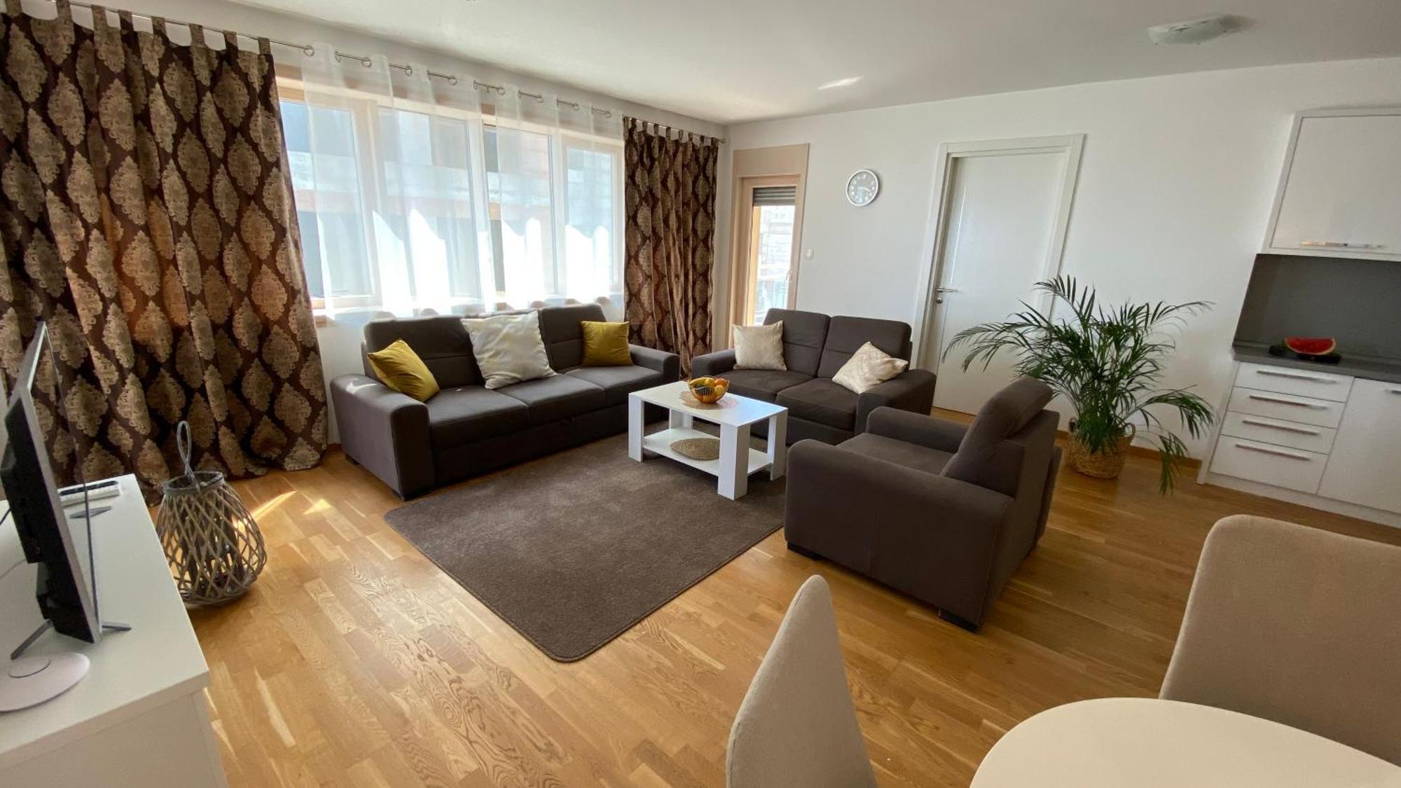 Appartement Four Views *