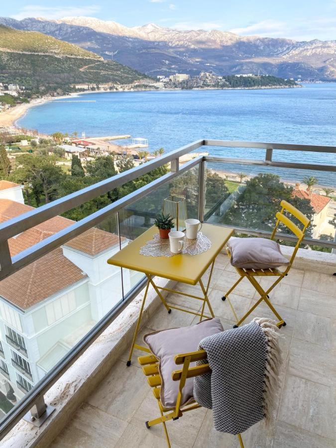 Four Views * Budva